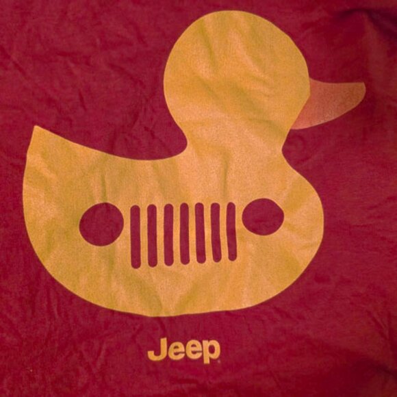 Duck Duck Jeep Grille T-Shirt Cranberry Red Womens XXL NWT Rubber Ducky Duckie - Picture 3 of 7